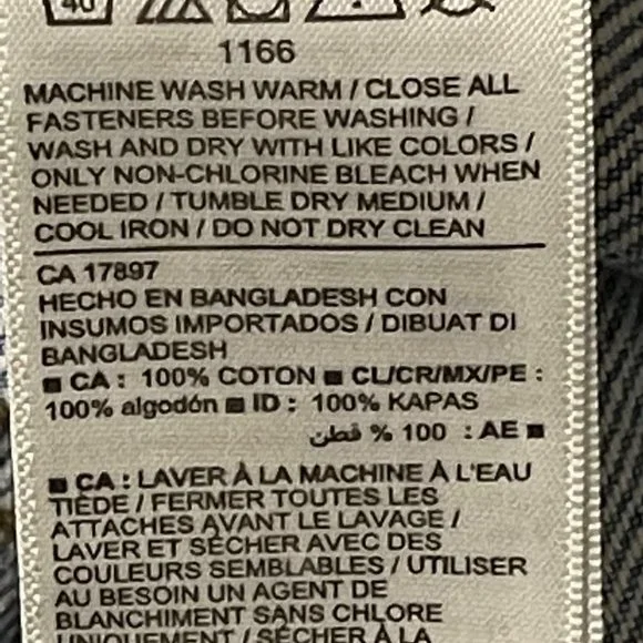 Old Navy women’s/teen size M long sleeve medium wash denim jean jacket - Picture 5 of 10